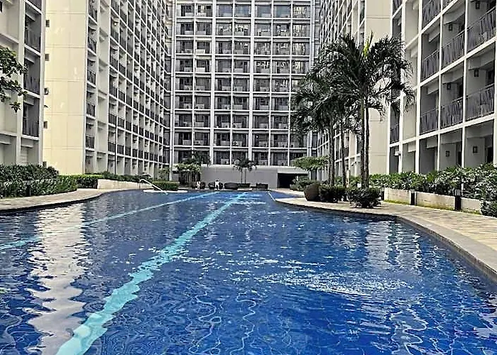 Bay Shore Near Moa Airport Smx Picc Wtc Hotel Manila